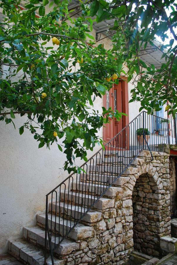 Villa "Pietra E Mare" Nafpaktos Extérieur photo
